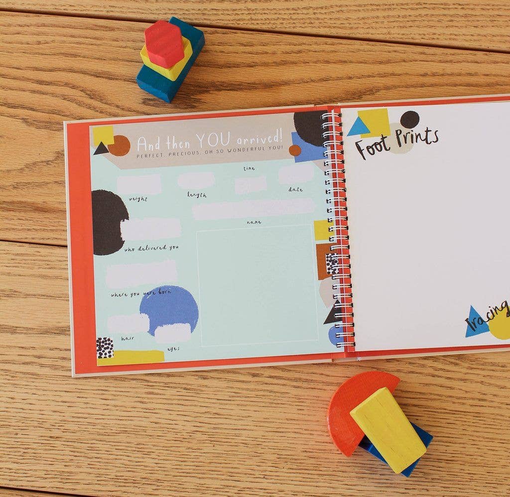 LITTLE KALEIDOSCOPE MEMORY BOOK