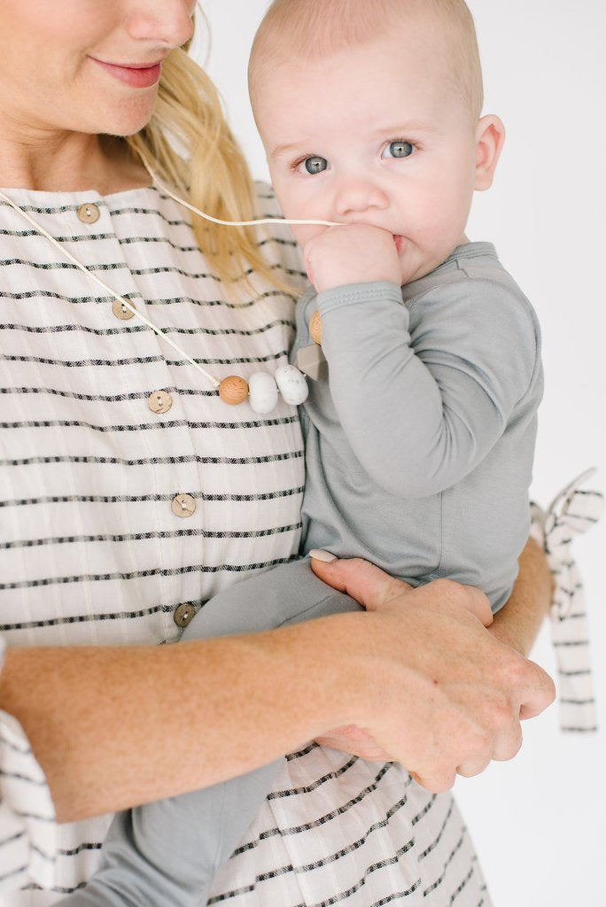 FRIDA WOOD + SILICONE TEETHING NECKLACE