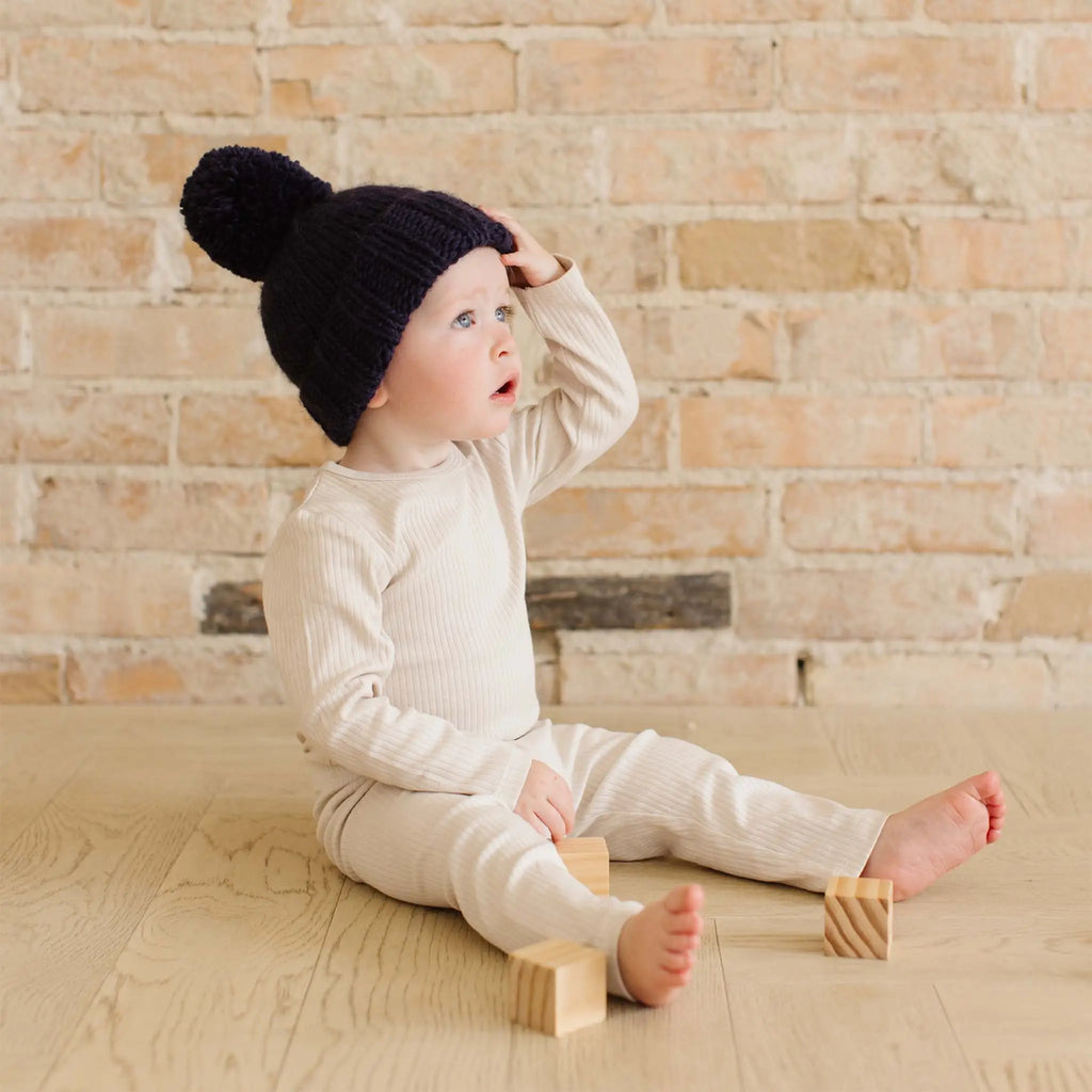 CLASSIC POM HAT - NAVY