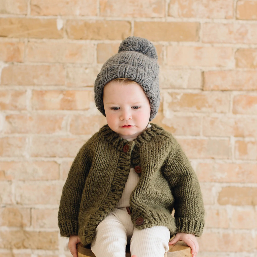 CLASSIC CARDIGAN - OLIVE