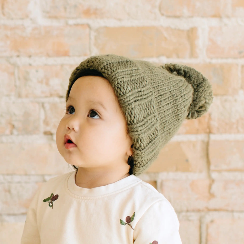 CLASSIC POM HAT - OLIVE