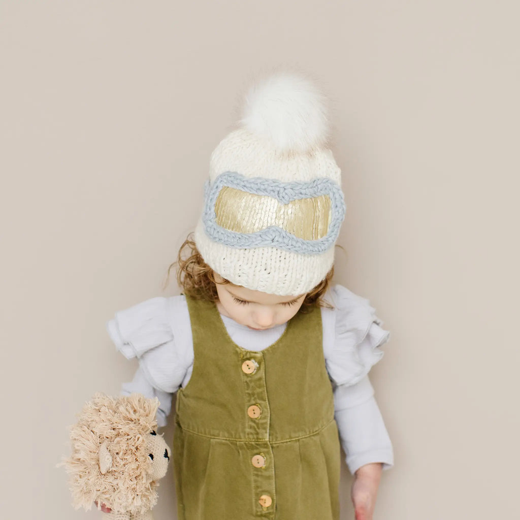 SKI GOGGLES KNIT BEANIE - CREAM