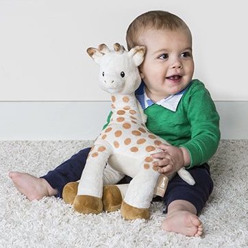 SOPHIE LA GIRAFE PLUSH