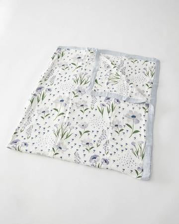 BIG KID DELUXE MUSLIN QUILT- BLUE WINDFLOWER